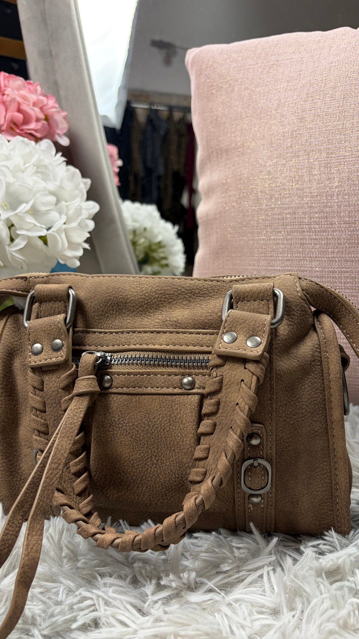 Borsa marrone con doppi manici intrecciati - foto 2
