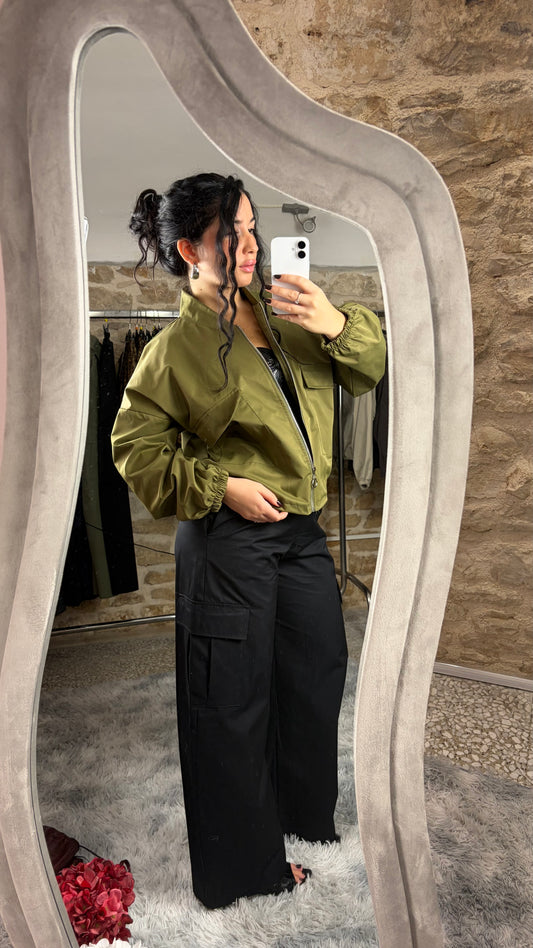 Giacca bomber crop utility con tasconi e coulisse - foto 1