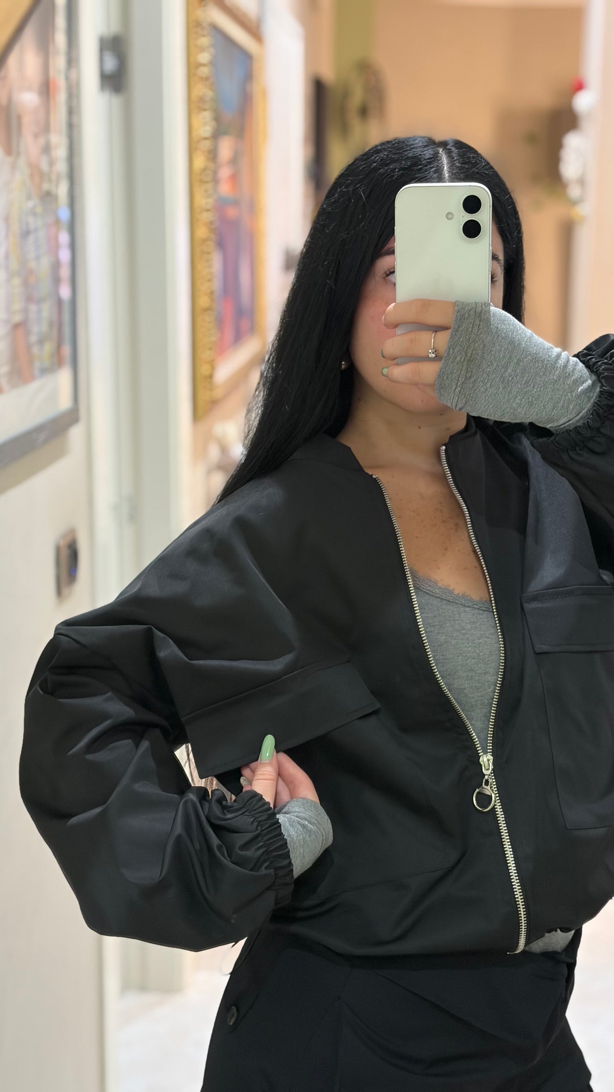 Giacca bomber crop utility con tasconi e coulisse - foto 4