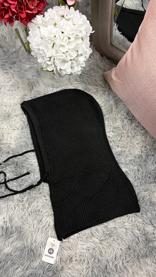 Balaclava nera in maglia a costine con laccetti