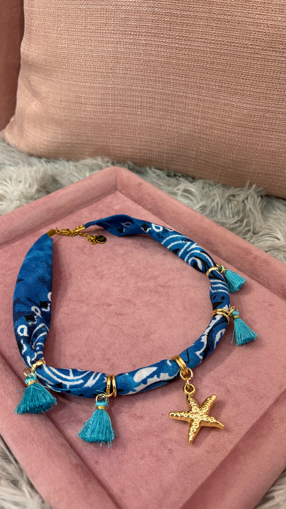 Collana choker foulard con ciondolo stella marina - foto 1