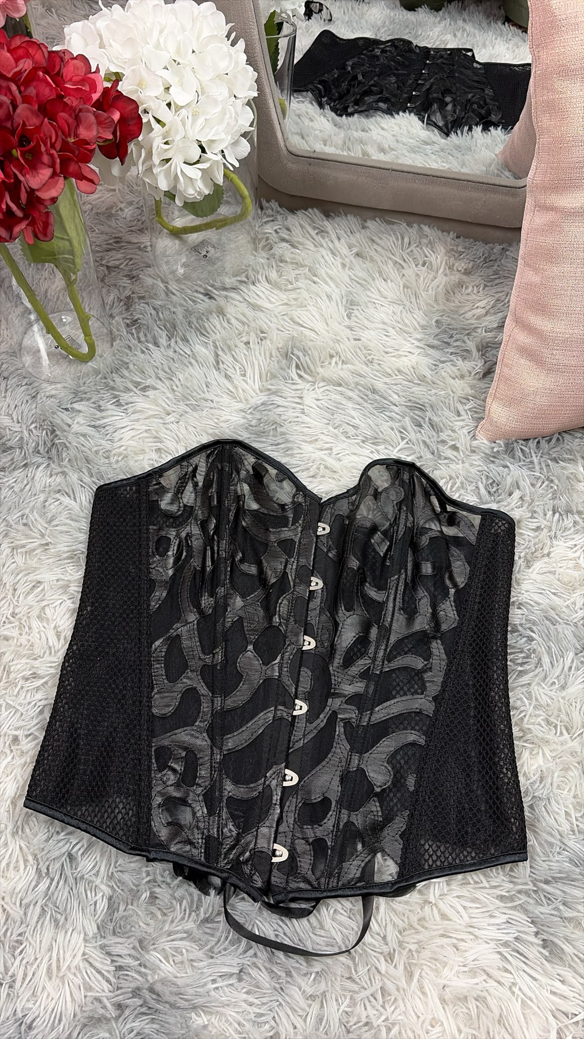 Corsetto bustier sagomato con pizzo e rete semitrasparente - foto 3