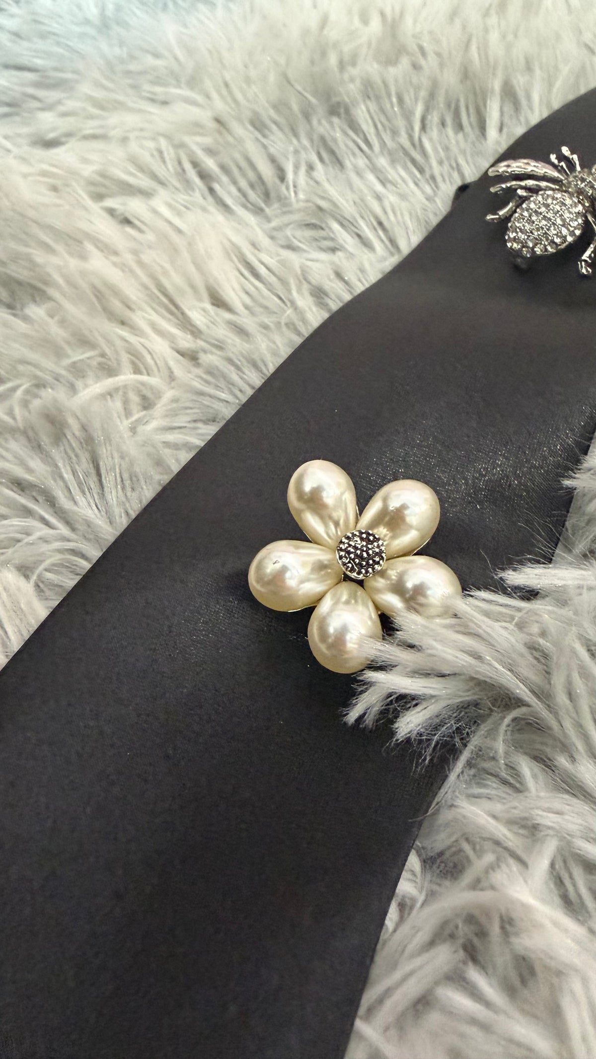 Cravatta gioiello Noir con strass - foto 6