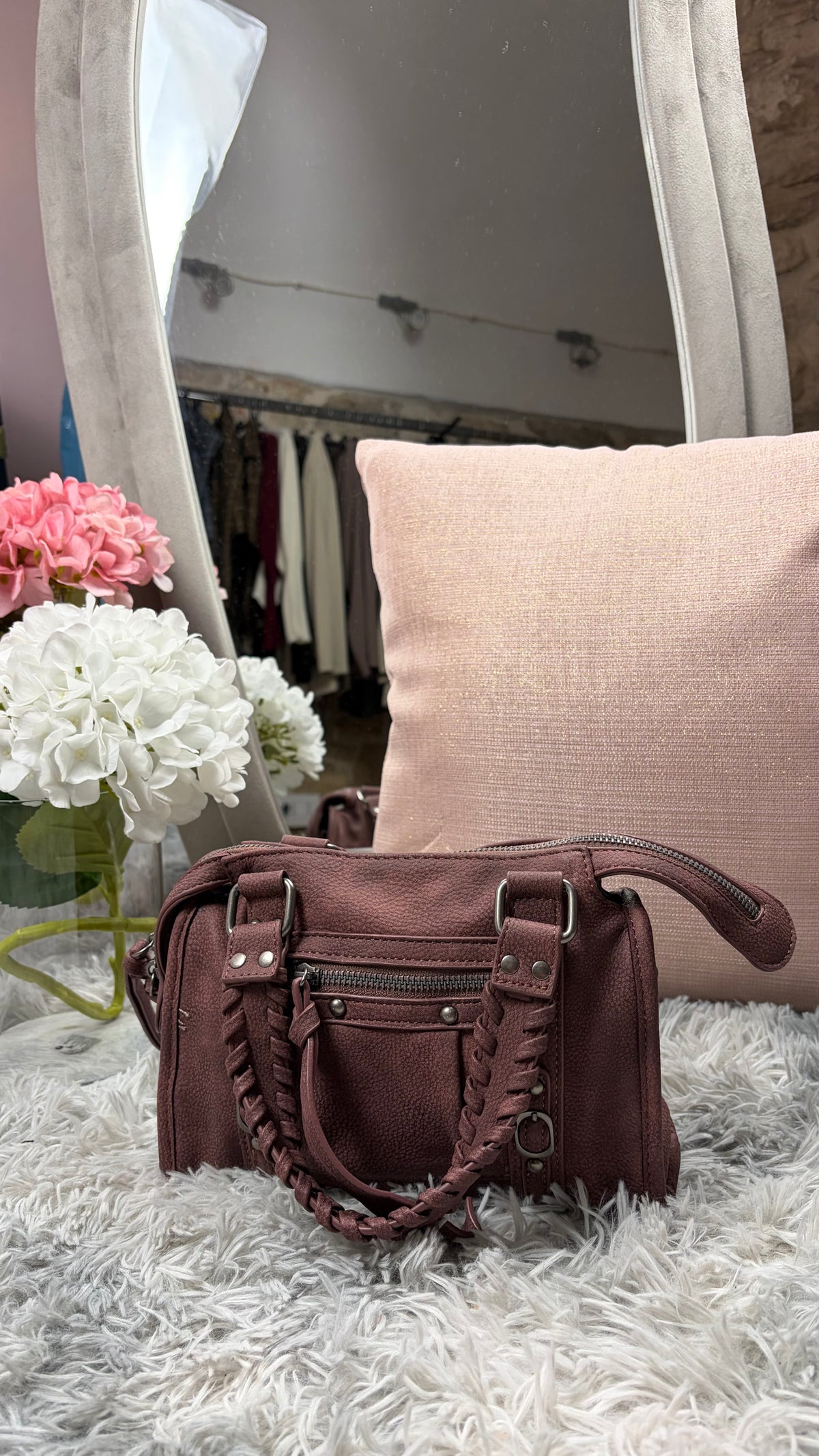 Borsa bordeaux con doppi manici intrecciati - foto 1
