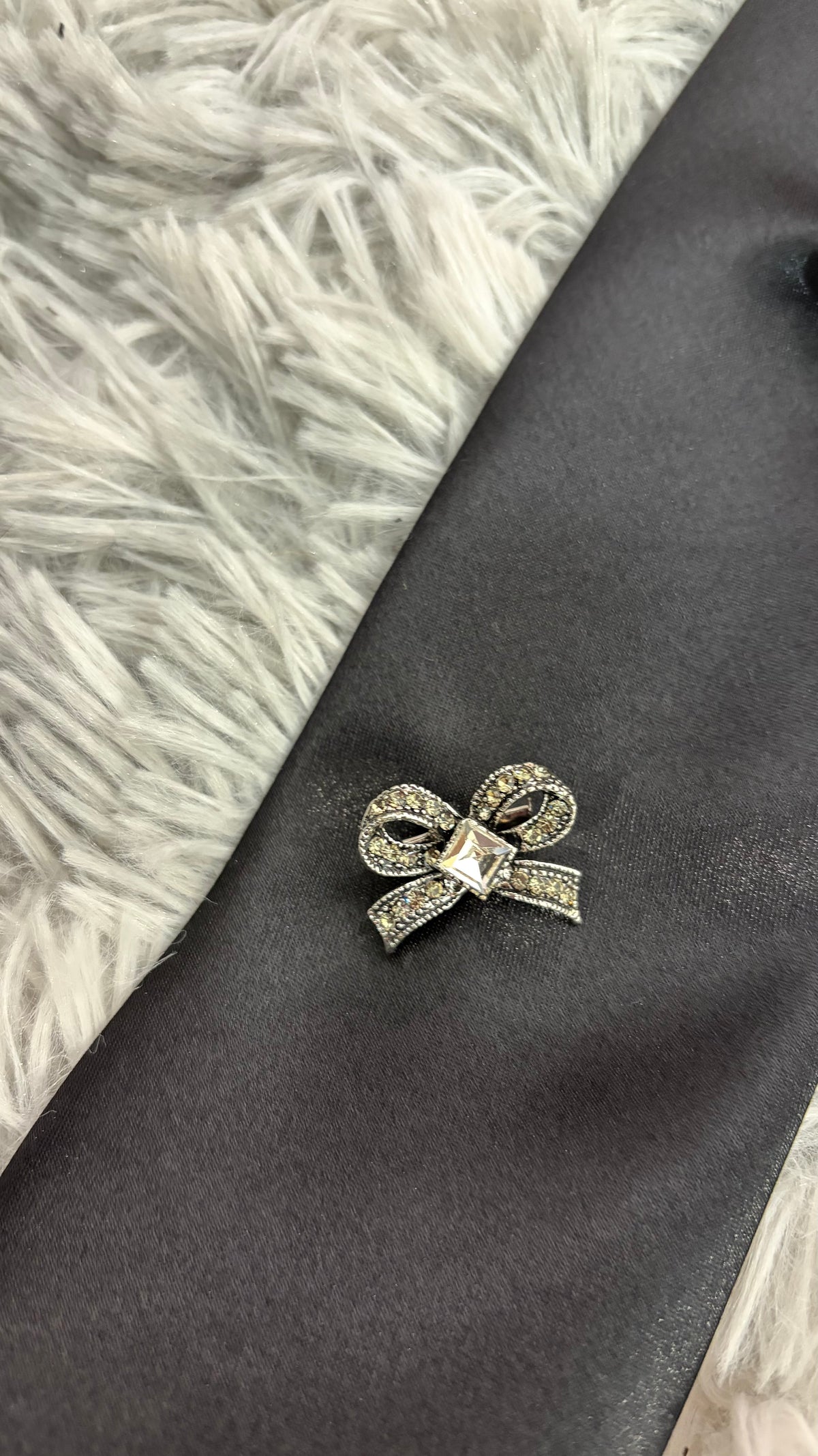 Cravatta gioiello Noir con strass - foto 7