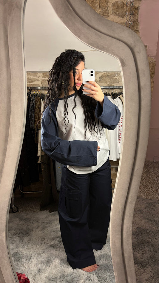 Longsleeve raglan bianco e blu, vista frontale